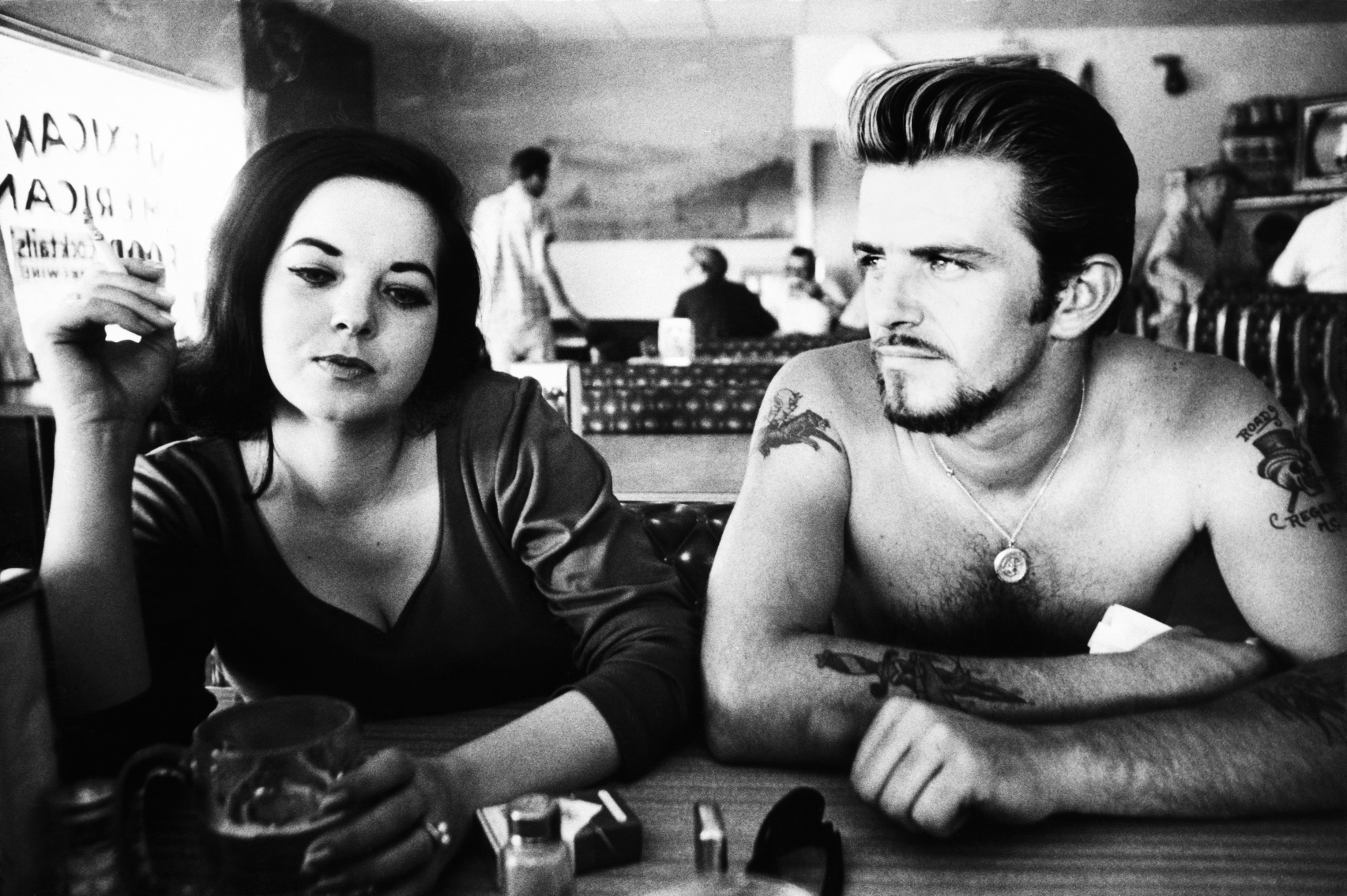 2011 The Dennis Hopper Trust. Caption (en): "Biker Couple," 1961/2009.