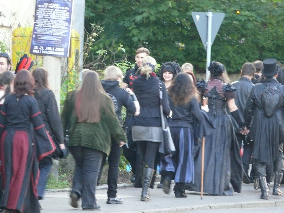 Wave-Gotik-Treffen 2013 - das schwarzbunte Publikum