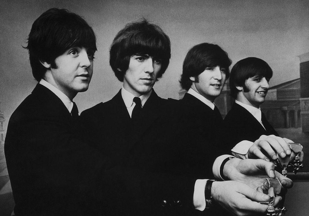 The Beatles, links nach rechts: Paul McCartney, Ringo Starr, John Lennon und George Harrison.