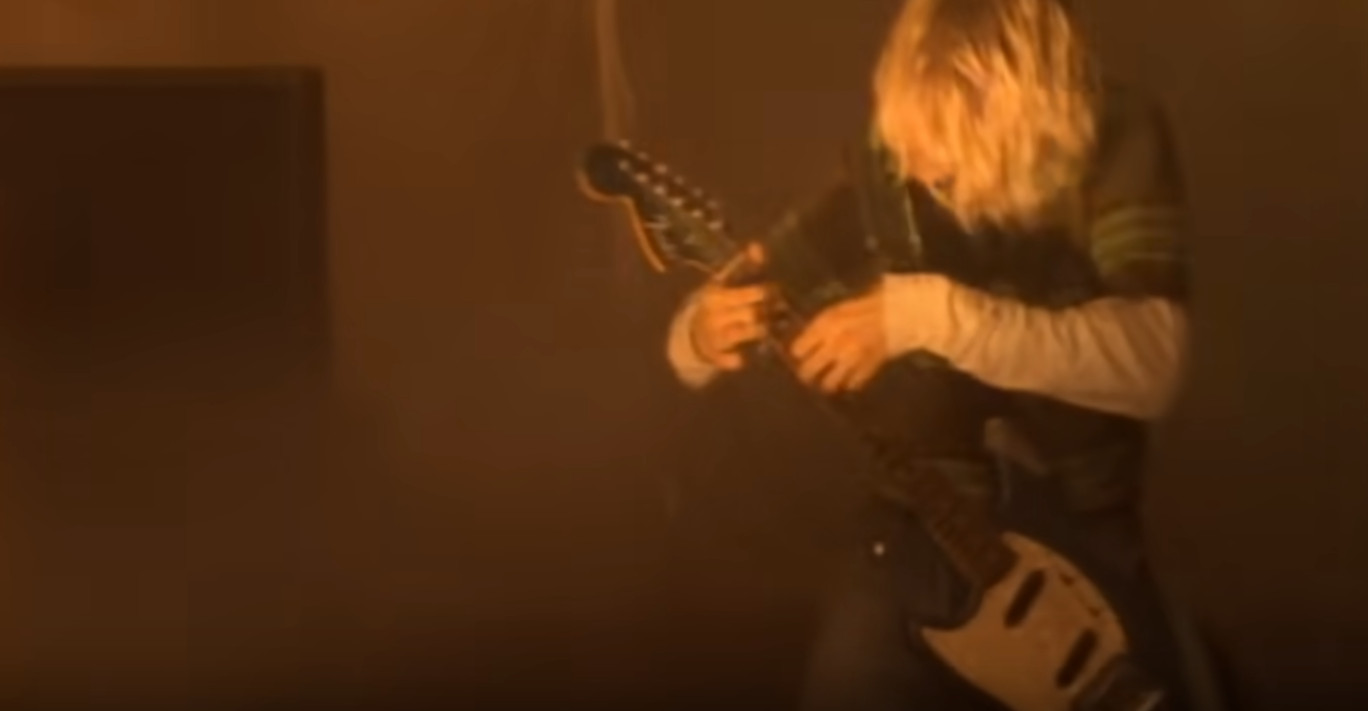 Kurt Cobain in dem Musikvideo zu „Smells Like Teen Spirit"