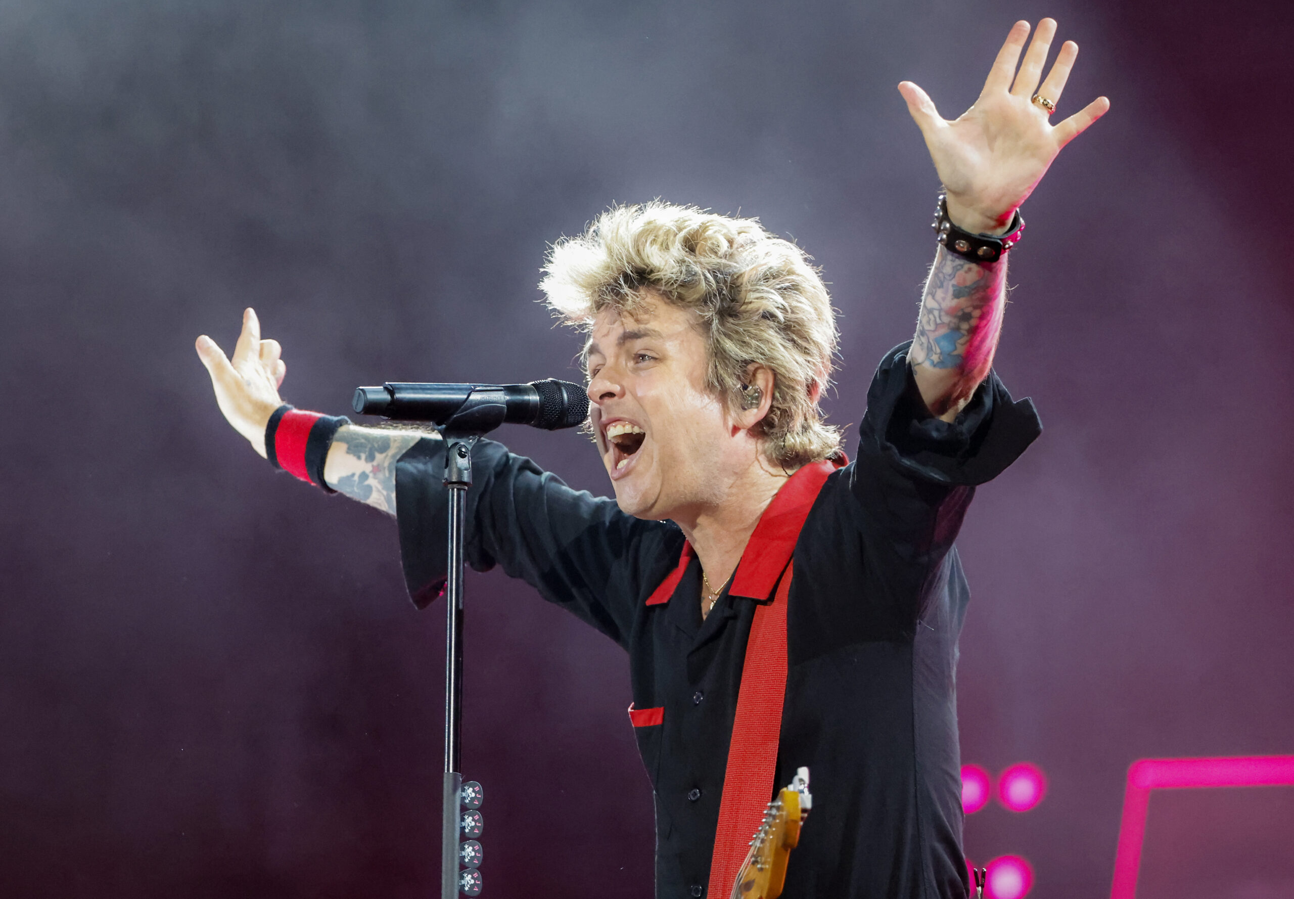 Billie Joe Armstrong live mit Green Day im Fenway Park in Boston, 7. August 2024