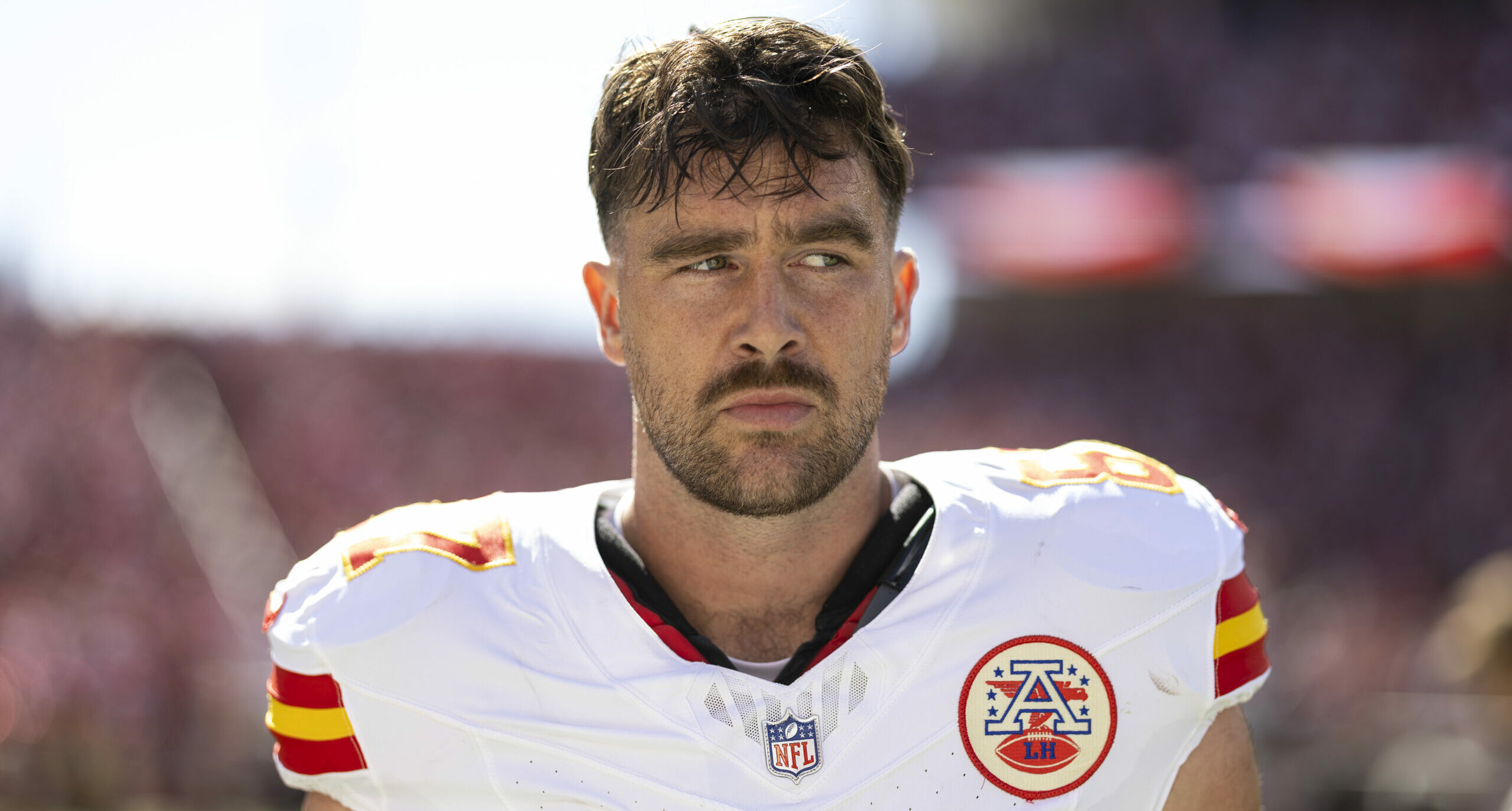 Taylor Swifts Partner Travis Kelce, 2024